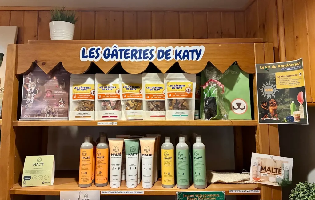 Sacs de biscuits Les Gâteries de Katy en présentoir